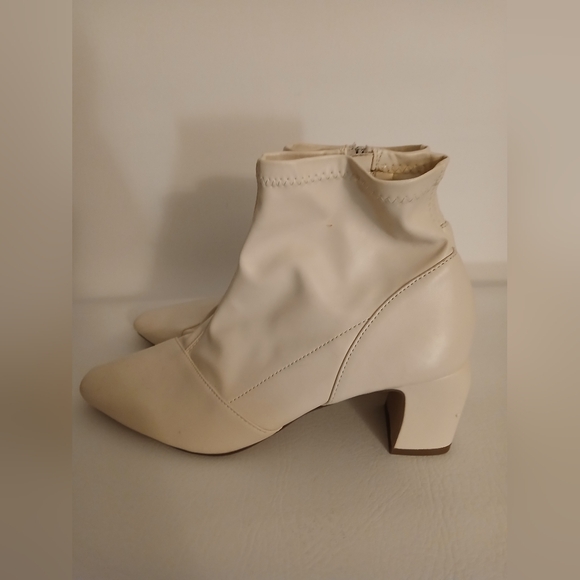 Women's Forever 21 ivory faux leather muss calf length boot Sz8M side zip - Picture 8 of 14